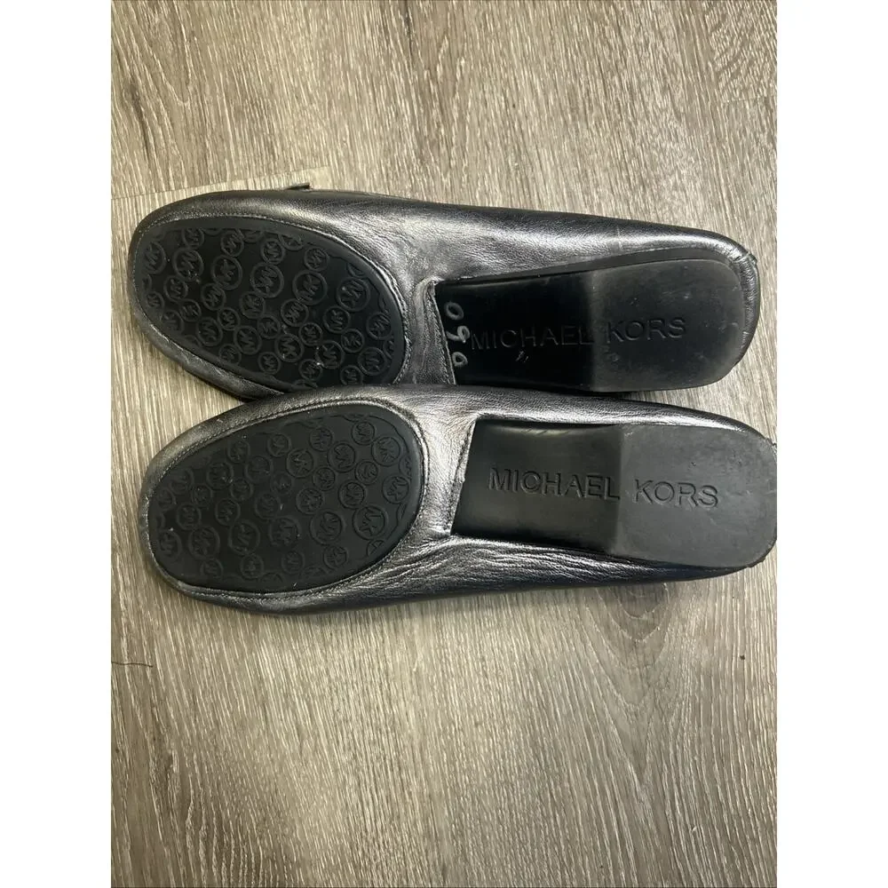 Michael Kors Silver Leather Loafer Flats Logo Accent Square Toe for Women Sz 7.5